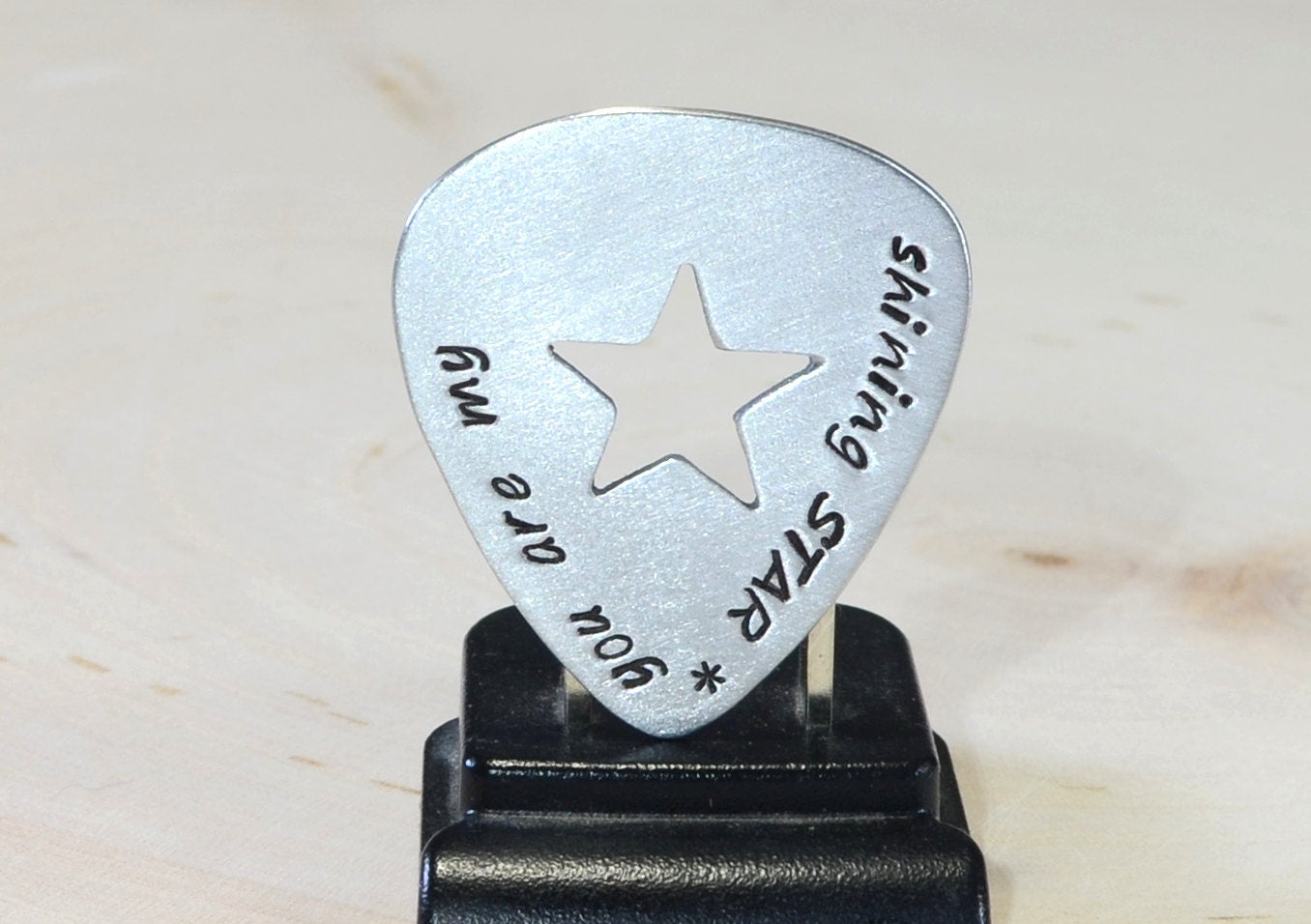 Guitar pick for your shining star in aluminum