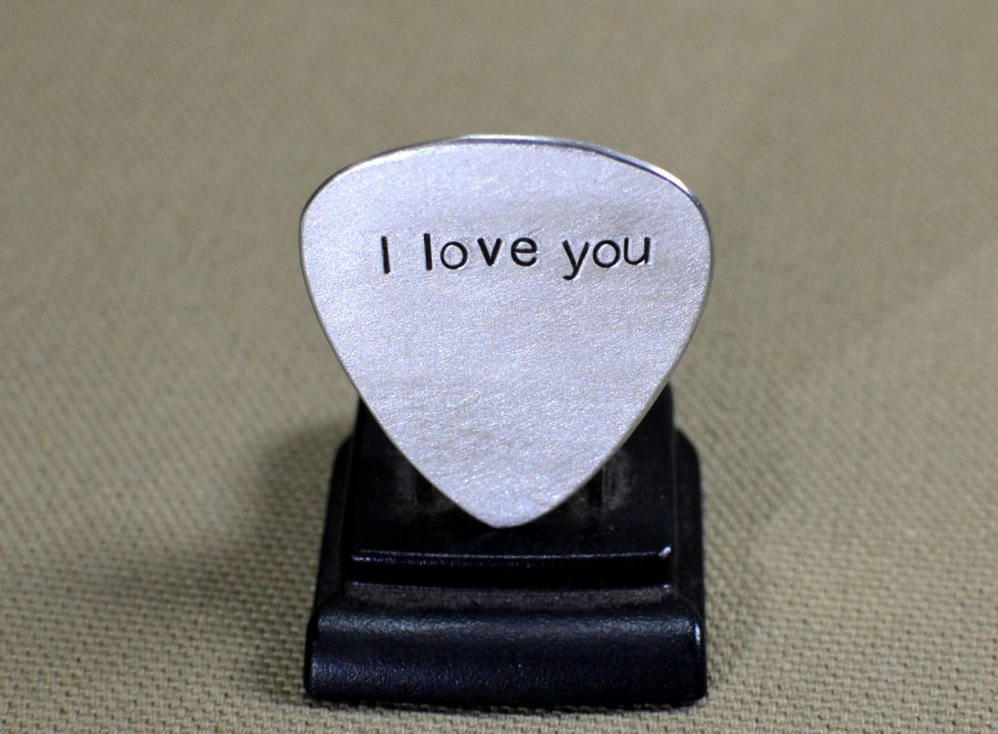 I love you playable guitar pick