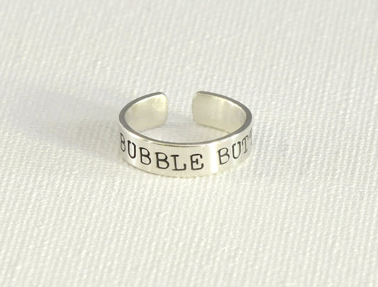 Sterling Silver Toe Ring - hand stamped with bubble butt