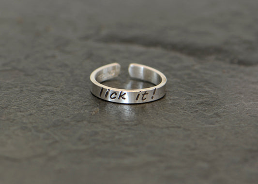 Sterling silver toe ring stamped with lick it