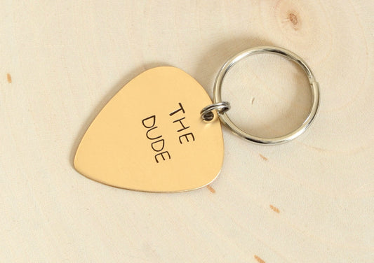 Customized bronze guitar pick keychain